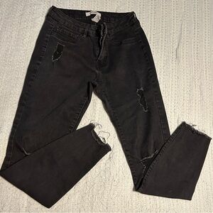 Size 6 , High Rise Distressed Black Jeans.